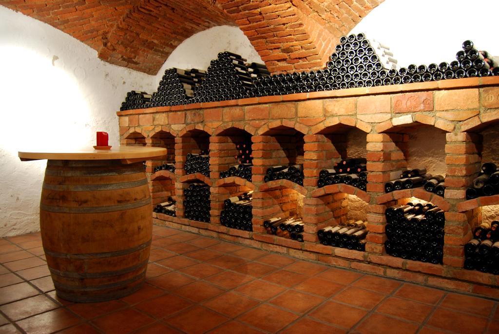 Weingut Winzerzimmer Rothschaedl Leutschach Exteriör bild